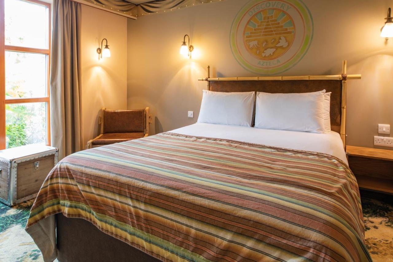 Hotel Safari 4*