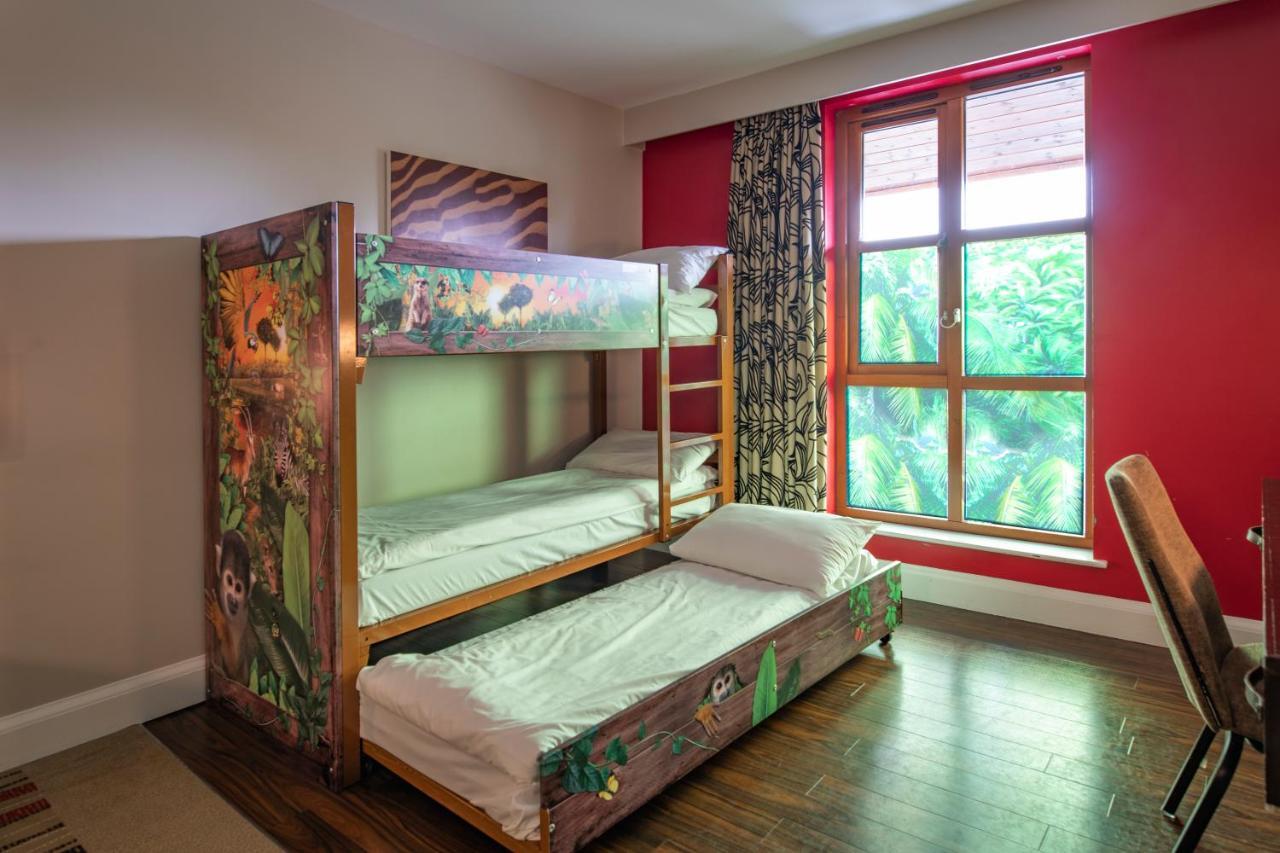 Safari Hotel